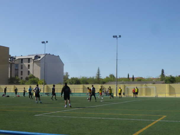 La penùltima jornada de la Liga Local de Fútbol 7, Memorial David Gomez, marcada por la baja de jugadores que dejó equipos muy ajustados de plantilla y alguna incomparecencia
