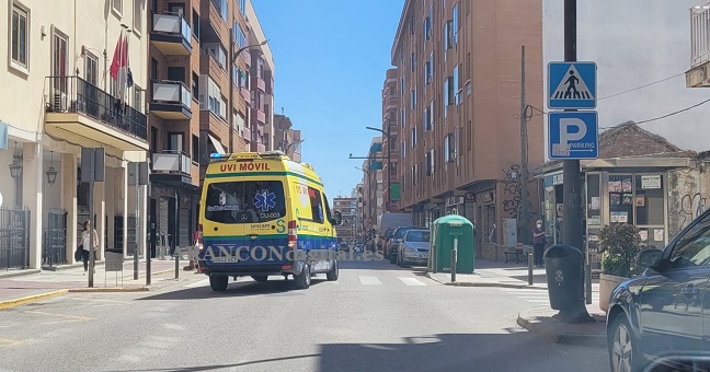 Un hombre ha sido atendido hoy en Tarancón en plena calle al presentar un dolor torácico