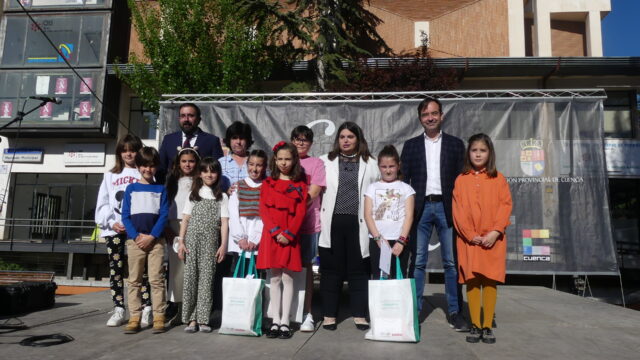 Entregados los premios del concurso literario y de los sorteos con motivo del día del libro