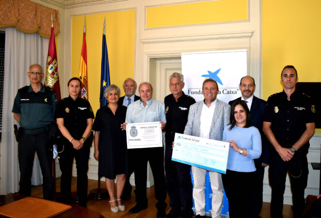 La subdelegada del Gobierno en Cuenca preside el acto de entrega del dinero recaudado en la Carrera Ruta 091