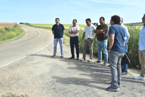 Comienzan las obras de la carretera que une Villarejo de Fuentes y Fuentelespino de Haro con una inversión de 550.000 euros