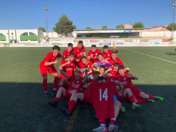 Chapeau por los juveniles de la EFB Jesús de la Ossa  que jugarán el `play off  de ascenso a la liga Nacional Juvenil, como tercero del Grupo I de Preferente