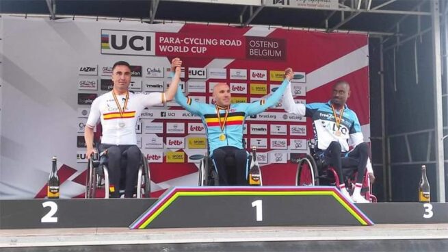 En la Copa del Mundo de ciclismo Adaptado en Ostende, Luis Miguel García Marquina, medalla de plata