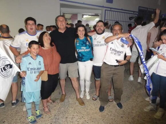 La afición taranconera se unió a los seguidores del Real Madrid para celebrar la décimo cuarta Copa de Europa del equipo de la capital de España