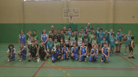 El equipo alevin de La Roda, vencedor del Torneo de la categoría disputado en Tarancón