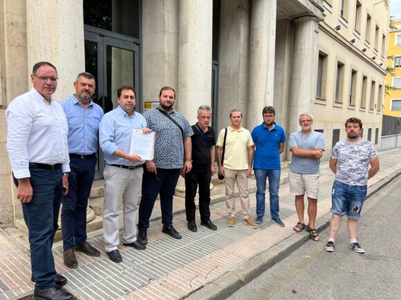 Los ayuntamientos presentan las alegaciones contra el cierre del tren y cartas a la Junta, Diputación y Gobierno de España para que les apoyen