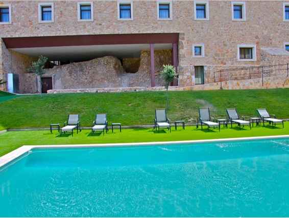 Disfruta del Verano en los espacios únicos que ofrecen los alojamientos de la Red de Hospederías Castilla-La Mancha ubicados en destinos inigualables