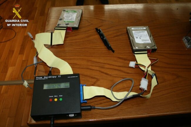 La Guardia Civil desarticula un grupo criminal dedicado a cometer ciberestafas mediante la obtención de  las claves de acceso bancarias