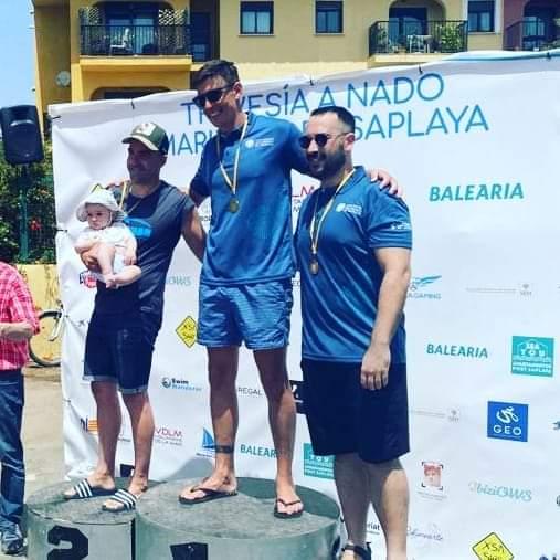Julián Parraga García,  completa un fin de semana con buenos resultados en aguas abiertas, dos travesías en la que ha participado.
