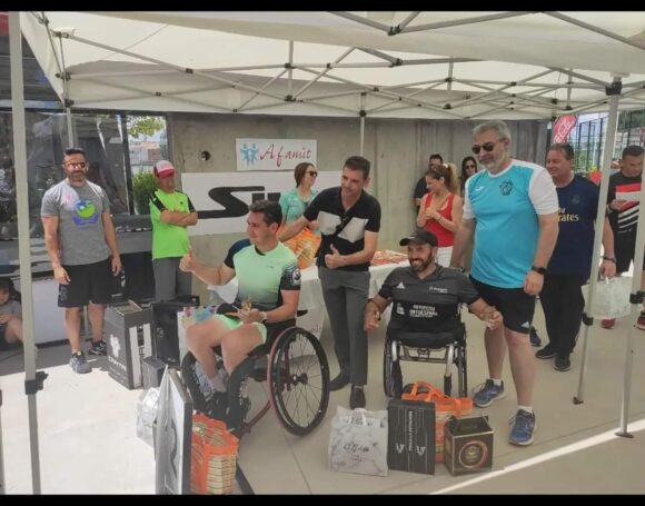 Arrancó con éxito el I Torneo de Padel Adaptado Afamit en Tarancón, por la participación 33 raquetas en los tres niveles y la exhibición de los cuatro mejores en el Ranking Mundial de Padel Adaptado en las pistas del Estadio Municipal