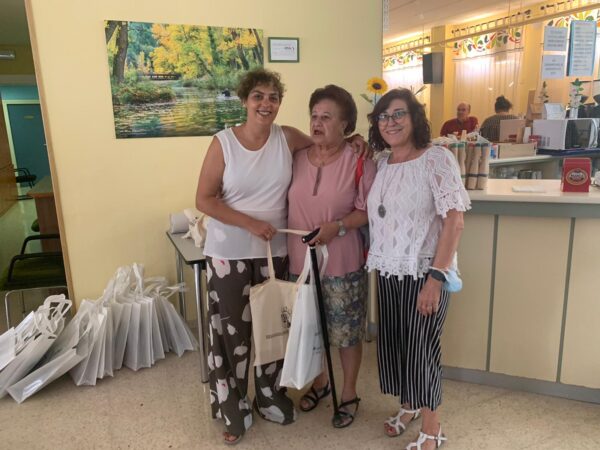 La Diputación y la Junta colaboran con la Asociación de Mayores San José Obrero para celebrar el Día de los Abuelos