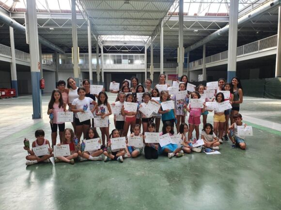 Interesante campus intensivo de Patinaje Artístico en el pabellón de Ferias  y Muestras, con alta participación