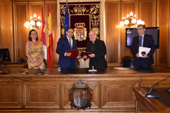 La Diputación de Cuenca y el Obispado invertirán 700.000 euros en doce iglesias parroquiales de la provincia
