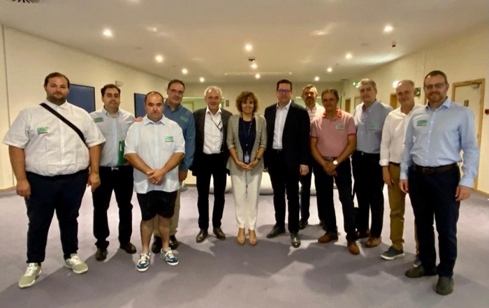 José Manuel Salas, portavoz del Partido Popular en el Ayuntamiento de Tarancón, ha viajado a Bruselas para pedir al parlamento mantener la línea de ferrocarril que conecta Madrid-Cuenca-Valencia.
