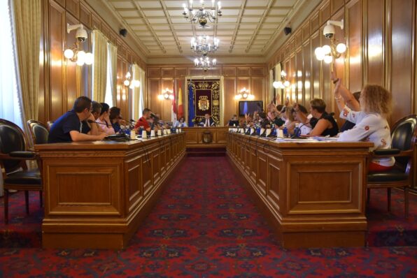El Gobierno de España invertirá en la provincia más de 3,7 millones de euros gracias a dos convenios firmados con Diputación