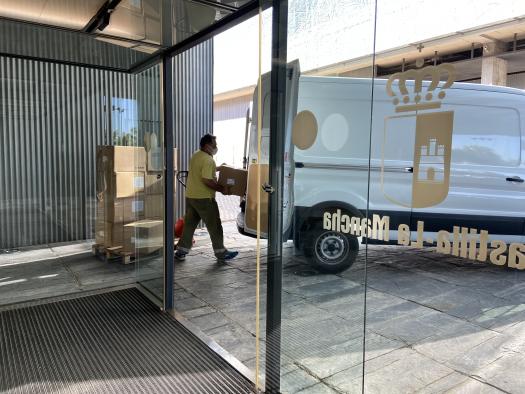 Castilla-La Mancha ha distribuido más de 81 millones de artículos de protección en los centros sanitarios desde el inicio de la pandemia