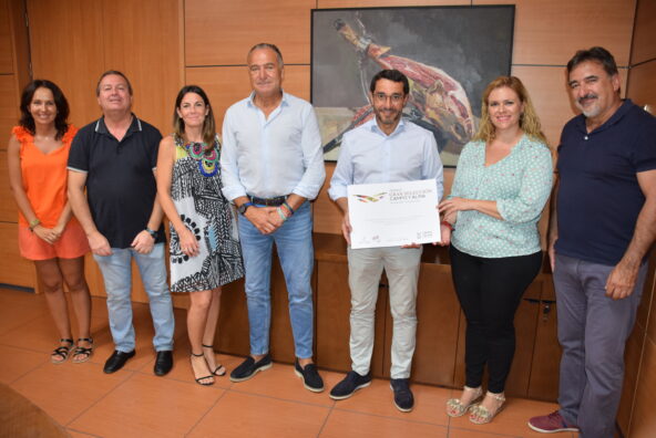 Incarlopsa recibe un premio Gran Selección a la empresa  por su jamón reserva en la categoría de bronce