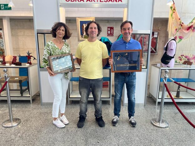 Los gallegos de Ventanas al Pasado se llevan el premio Obra Artesana de la XXXV Feria de Artesanía de la Diputación de Cuenca