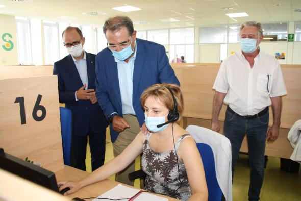 El Call Center de llamadas para mejorar el acceso de la ciudanía a la Atención Primaria de Castilla-La Mancha recibe una media de 40.000 consultas diarias