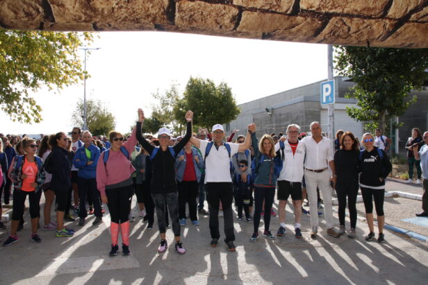 Más de 300 taranconeros han participado en la marcha “7.000pasosX”, un ejemplo de salud y prevención de la enfermedad que se extiende por toda Castilla-La Mancha