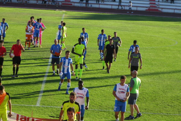 Un tiempo para cada equipo, en la segunda mitad, mereció mas el CD Tarancón, ante un buen CD Manchego que estuvo al nivel que se esperaba, firmando al final un empate 1-1, en el Estadio Municipal