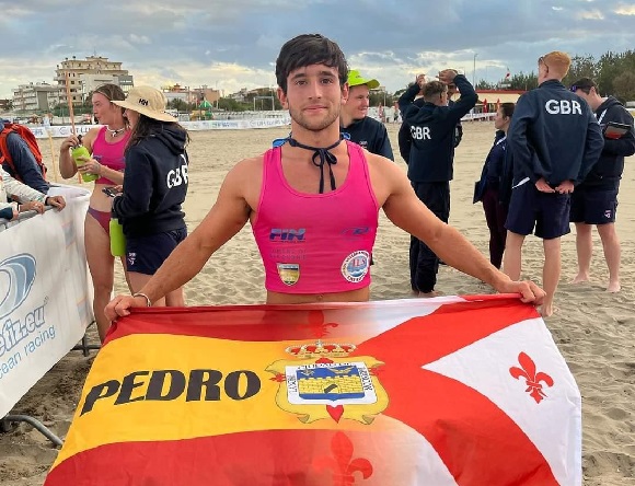 El taranconero Pedro Almendros Díaz, subcampeón del Mundo Junior en la disciplina de banderas en el Campeonato del Mundo de Salvamento y Socorrismo