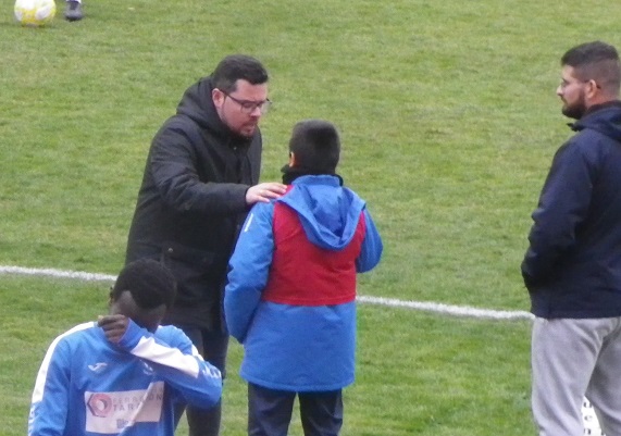 La Escuela de Fútbol Jesús de la Ossa, demanda un nuevo campo de fútbol en Tarancón y la renovación del césped del Estadio Municipal