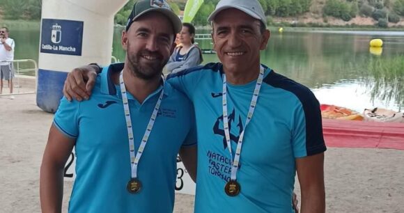 Los nadadores conquenses, Juan Ignacio Lillo y Julián Parraga, campeones de Castilla la Mancha Aguas Abiertas con su equipo CB Máster Torrijos en Ruidera