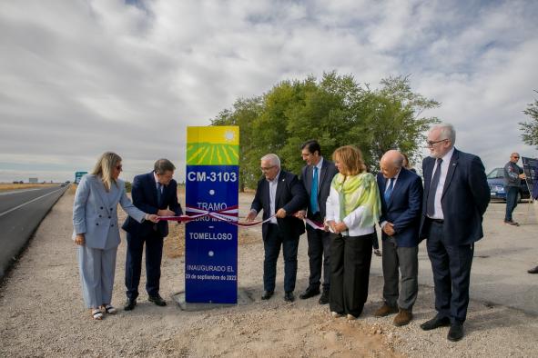 García-Page inaugura el arreglo de la CM-3103 entre Pedro Muñoz y Tomelloso, que ha contado con una inversión de 2,6 millones de euros