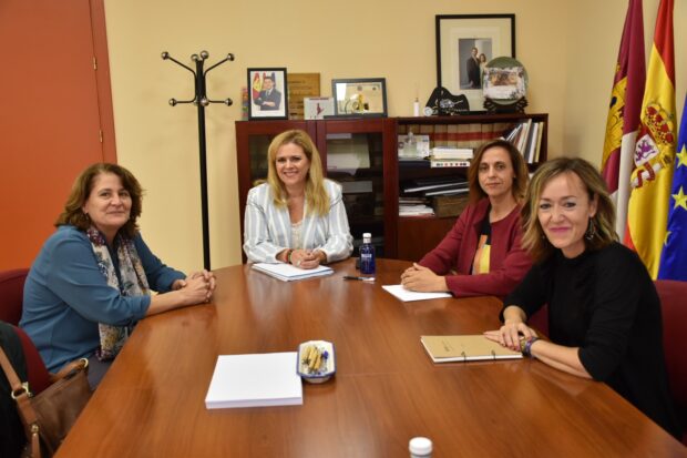 El Gobierno regional destaca la figura de Mercedes Ramírez en los nuevos retos que afronta la Biblioteca Pública del Estado ´Fermín Caballero´