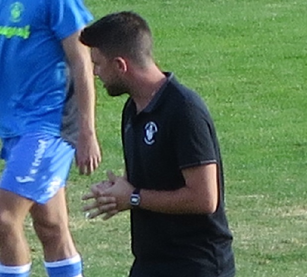 El entrenador blanquiazul en un gesto de deportividad y honestidad, asegura que “No merecimos la victoria” y recuerda que “no supimos gestionar la ventaja”