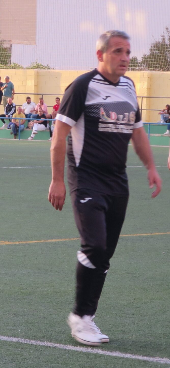 Para uno de los entrenadores del equipo Juvenil de la EFB Jesús de la Ossa en la Liga Nacional, Javier Martínez, el triunfo ante el invicto líder Albacete Balompie B, debería “ser el punto de inflexión para los chicos que están trabajando muy bien”