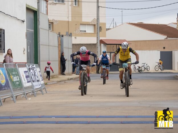 Paula Plaza y Pedro Guillen vencen en una apasionante décima edición del trofeo pino rincón (El Peral), poniendo el broche final al XIII Circuito MTB Diputación de Cuenca