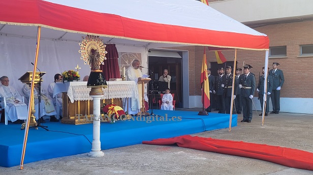 Buena parte de la sociedad taranconera y de la comarca asisten a los actos conmemorativos de la Fiesta del Pilar Patrona de la Guardia Civil