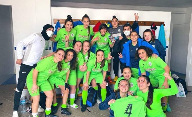 Confirmar el primer liderato, la ilusión del equipo femenino de la EFB Jesús de la Ossa en la liga Regional grupo I