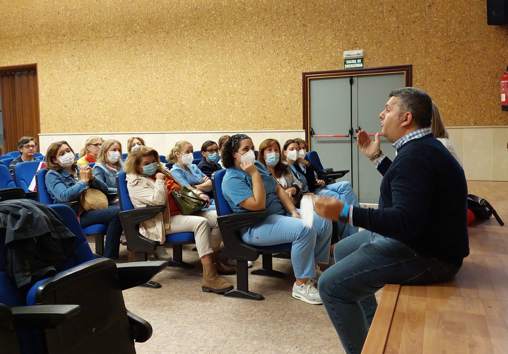 Monforte: “La administración debe redoblar los esfuerzos en las residencias de mayores y devolver a sus trabajadores/as los derechos que aún no han recuperado”