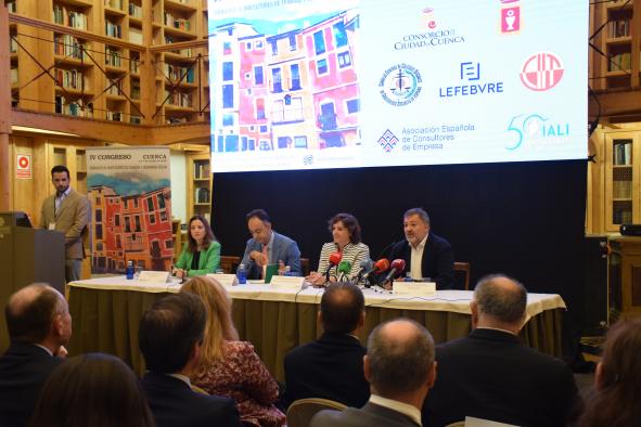 Castilla-La Mancha formará en competencias digitales a cerca de un millar de mujeres en los entornos rurales de Cuenca