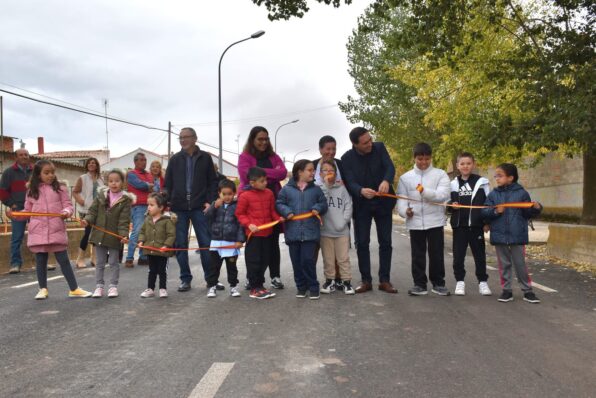 La Diputación de Cuenca inaugura la mejora de la CUV-3032 que une Fuente de Pedro Naharro, El Acebrón y Torrubia del Campo