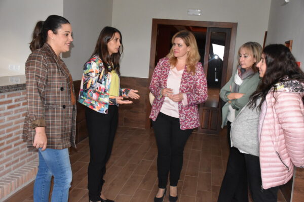 El Gobierno regional y el Ayuntamiento de Belmonte trabajan en la próxima apertura del Centro de Día de la localidad