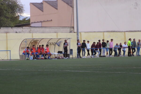 Encadenar una tercera victoria seguida, objetivo para el equipo juvenil de la EFB Jesús de la Ossa en la Liga Nacional Grupo XV, que le permita ir consolidando una posición para mantener la categoría