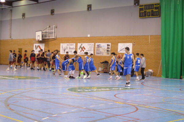 El equipo infantil  Hormigones y Ferrallas CB Tarancón, en la liga Regional (Asociado), vuelve a las victorias, único de los tres equipos que logra la victoria en la jornada del fin de semana.