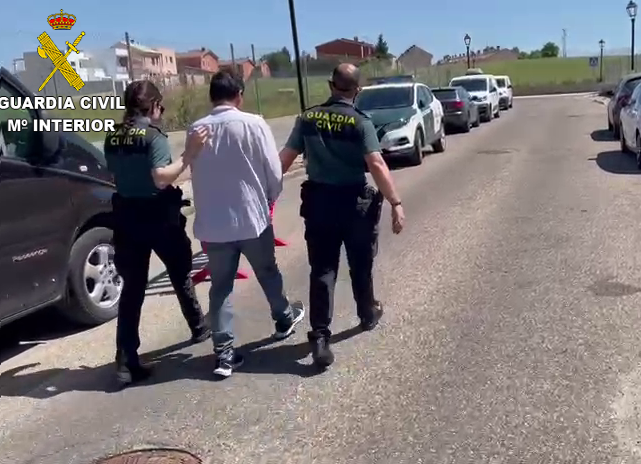 La Guardia Civil desmantela un grupo criminal especializado en robos al descuido