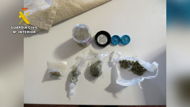 La Guardia Civil de Cuenca desarticula a un  grupo dedicado al cultivo de marihuana en  la Mancha conquense