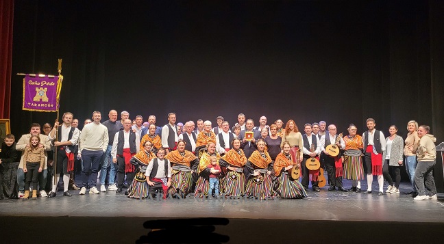 La Hdad. del Señor de Tarancón conocida popularmente como «Los Armaos» recibe el Ánsar de Oro en el Festival Regional de Folklore Luis Rius Zunón