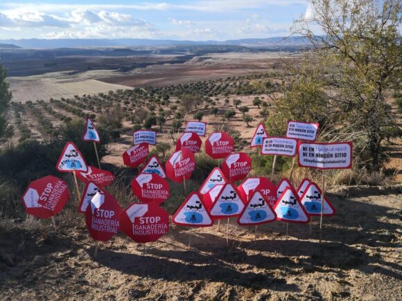Plataformas y asociaciones de más de cien municipios de toda España se unen en la ‘Semana contra la ganadería industrial’