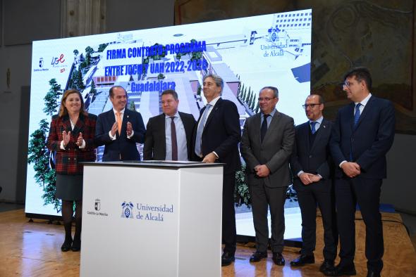 Emiliano García-Page anuncia el nuevo grado de Matemáticas y Computación para el campus de la Universidad de Alcalá en Guadalajara