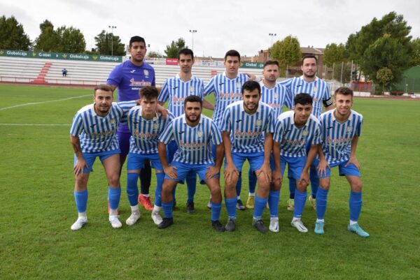 Aunque jugó en superioridad numérica mas de media hora, el equipo de la EFB Jesús de la Ossa en el Grupo IV de Primera Autonómica no pudo pasar del empate