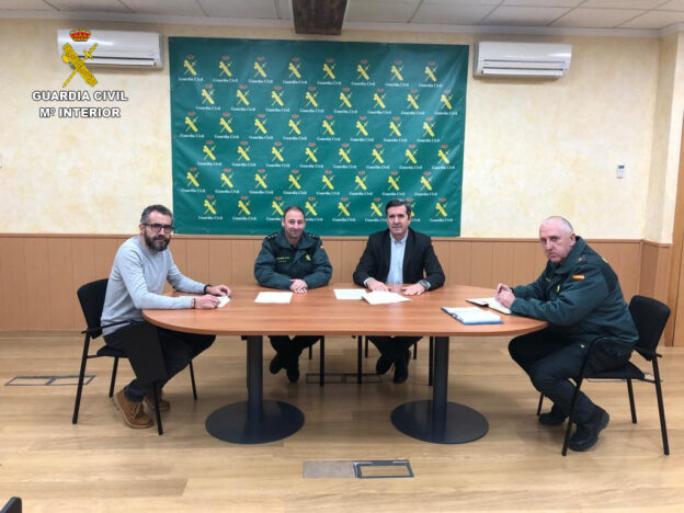 La Guardia Civil se reúne con la Delegación  Provincial de Desarrollo Sostenible