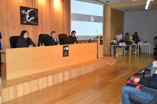 Santiago Posteguillo llenó el MUPA con la presentación de ‘Roma soy yo’ gracias al programa Los libros viajan por la provincia