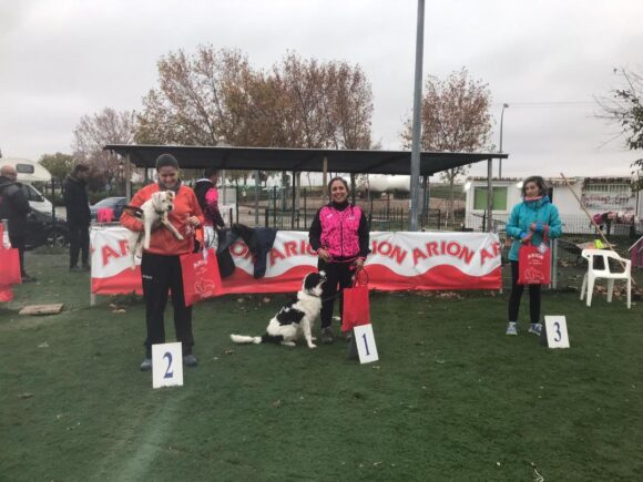 El binomio Alejandra y Piper del Club Momo Agility Tarancón, primer puesto en Casarrubuelos